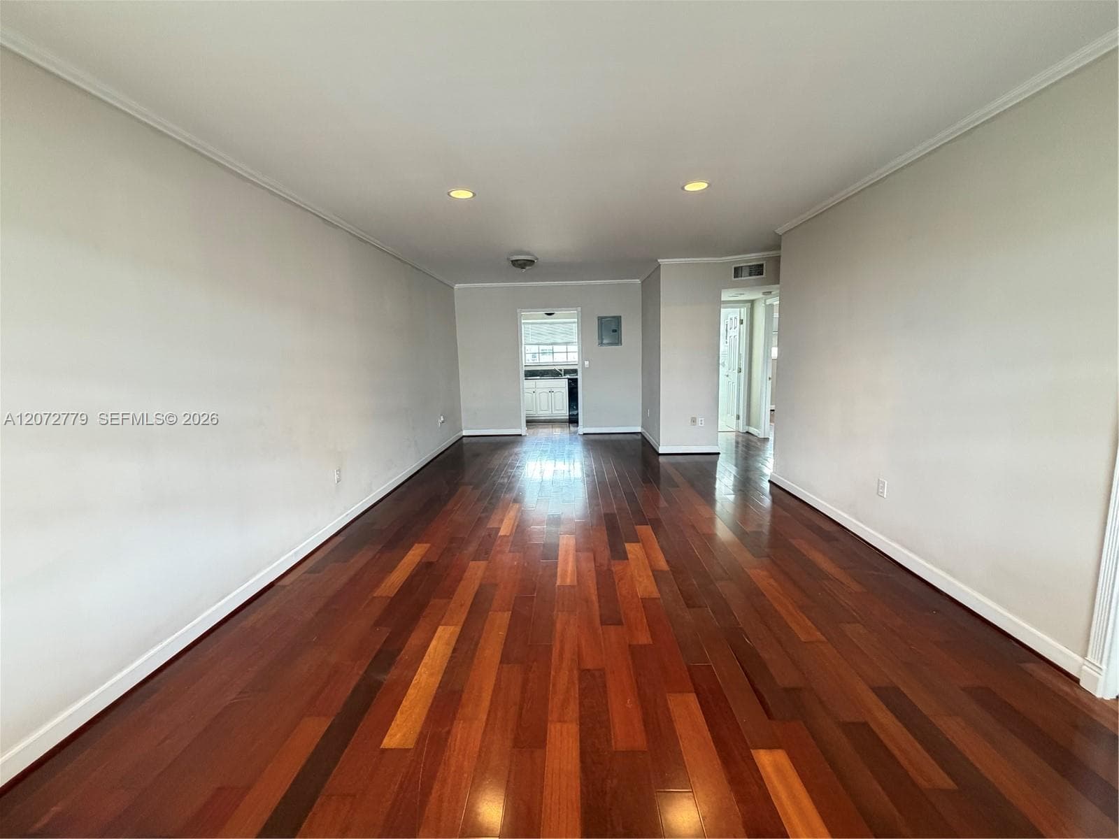 WOODLAKE APTS CONDO · #305 in Hallandale Beach - Photo 5