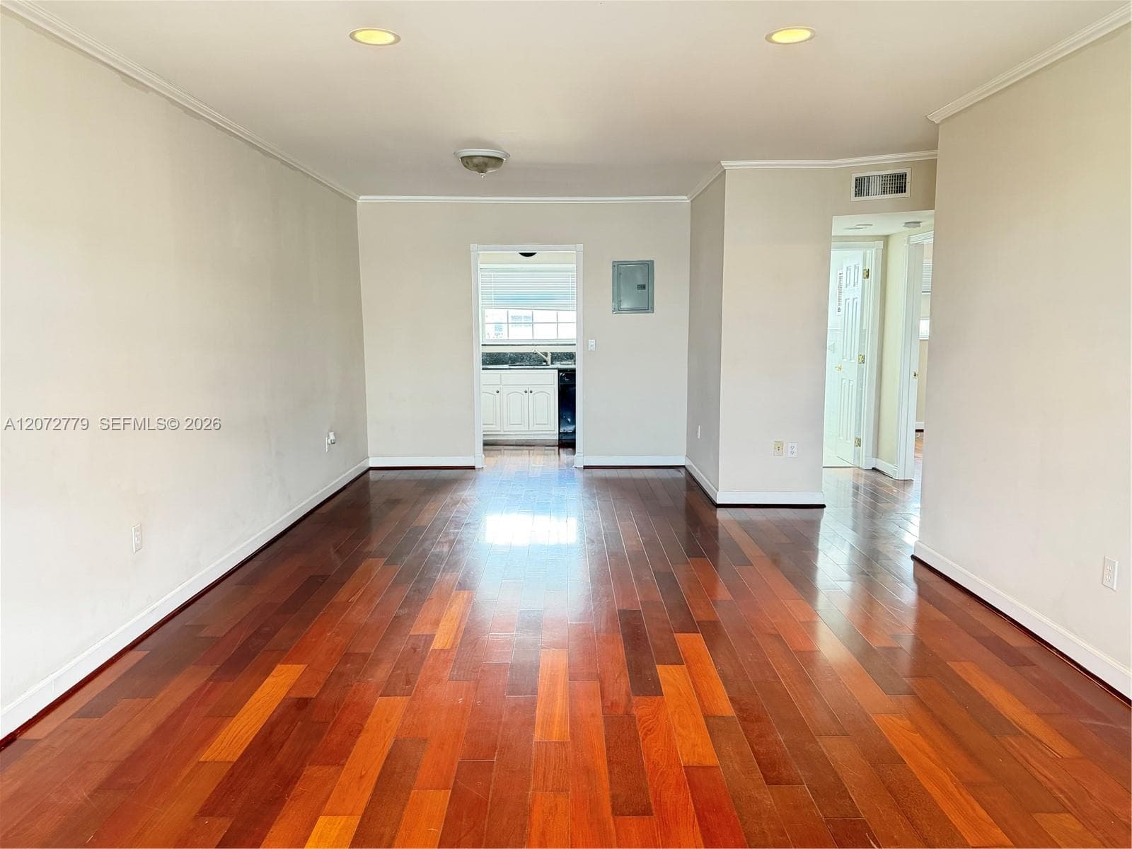 WOODLAKE APTS CONDO · #305 in Hallandale Beach - Photo 8
