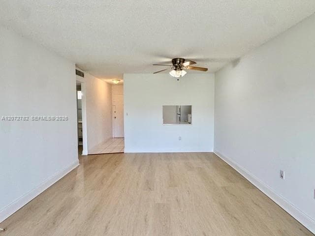 DORAL GARDENS II CONDO · #207 in Doral - Photo 4