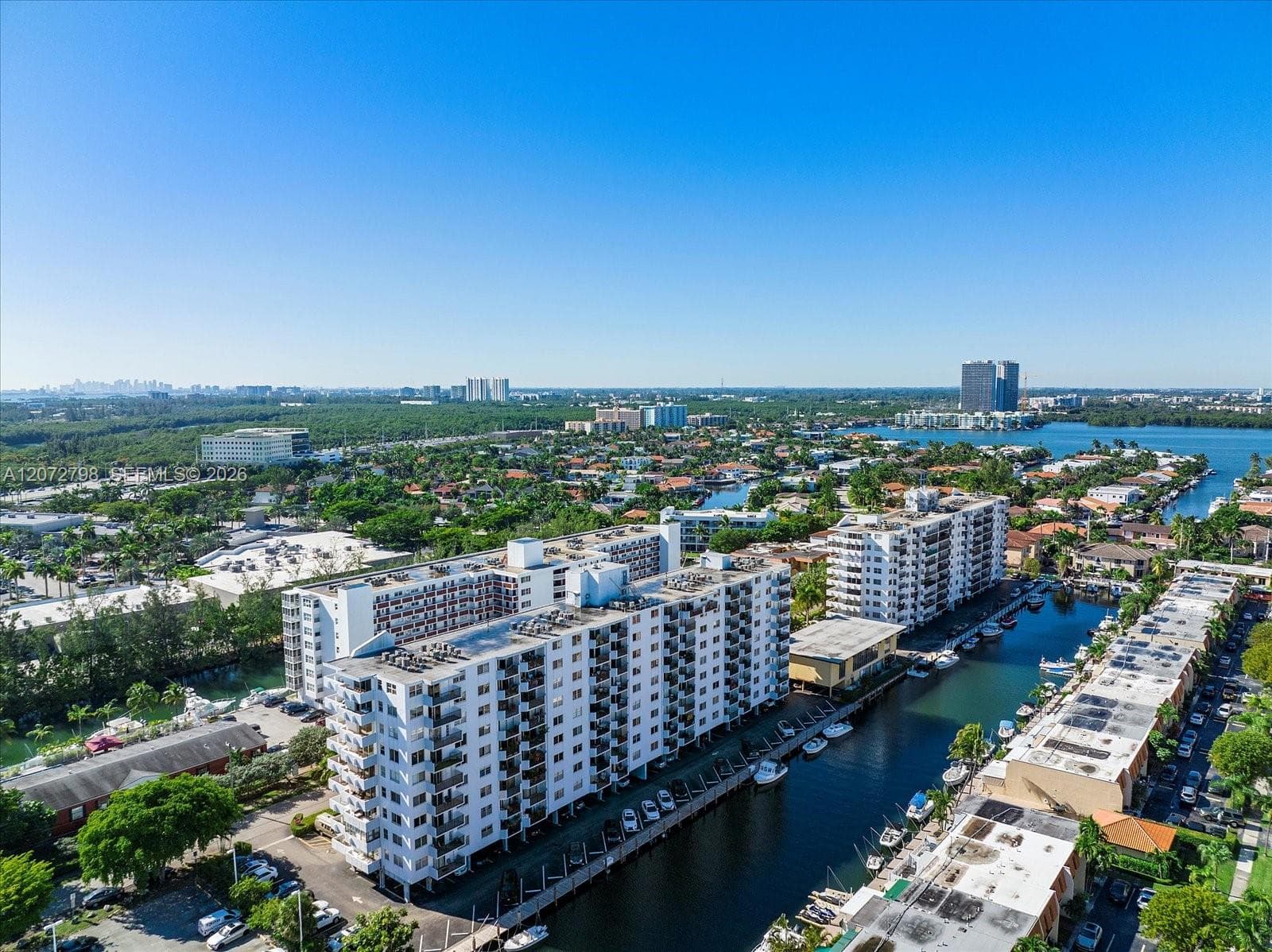 CORAL ISLE EAST CONDO · #701 in North Miami Beach - Photo 37