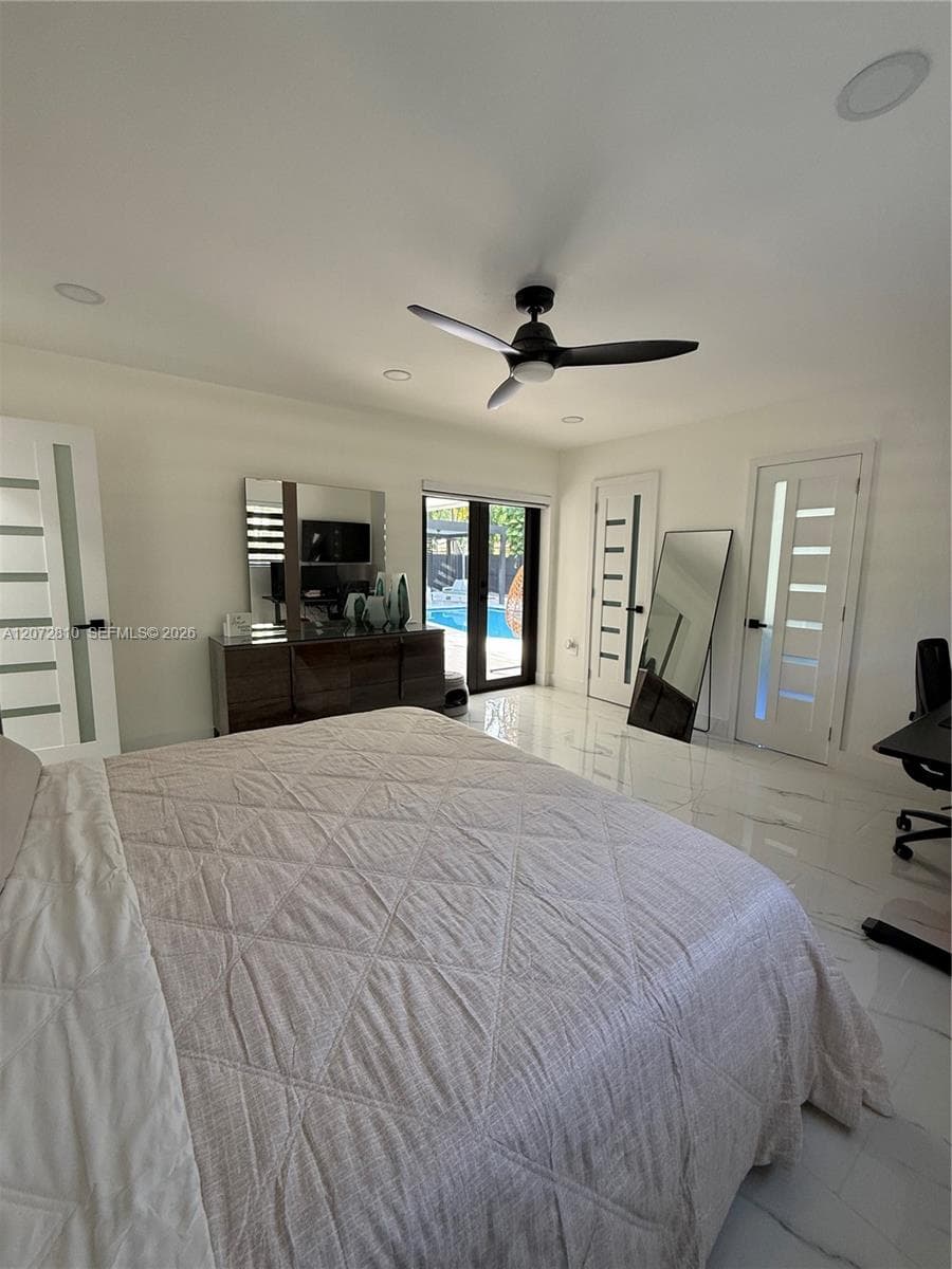 6901 S Miami Lakeway S photo 17