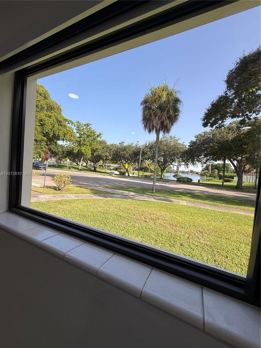 6901 S Miami Lakeway S photo 36