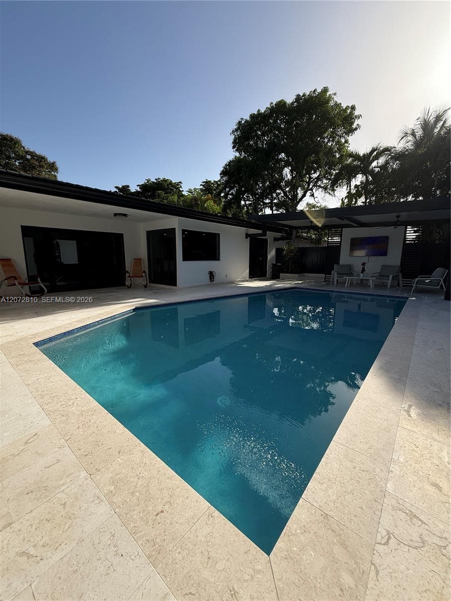 6901 S Miami Lakeway S photo 44