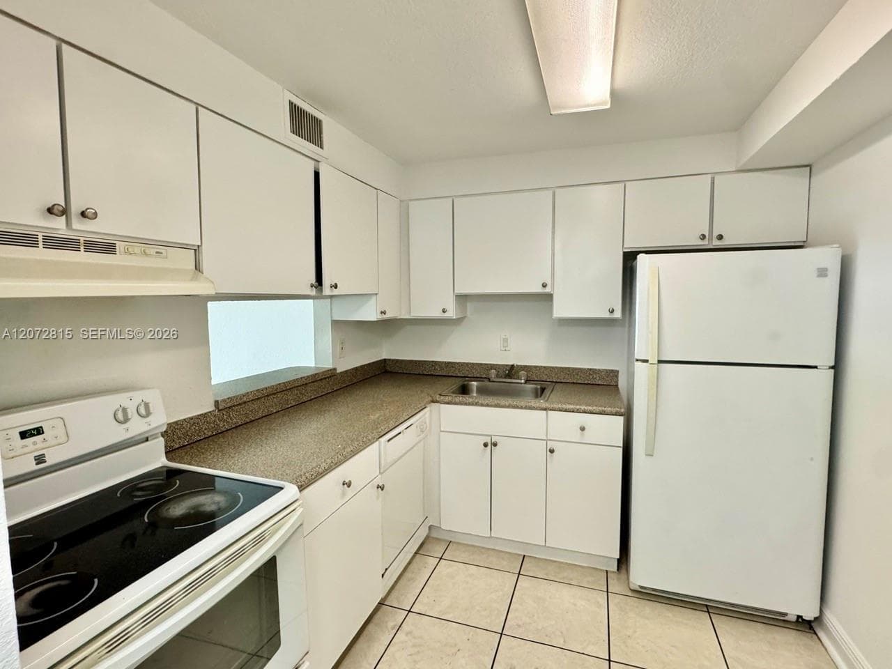 DORAL GARDENS II CONDO · #203 in Doral - Photo 3