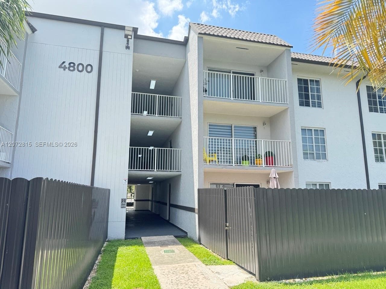 DORAL GARDENS II CONDO · #203 in Doral - Photo 1