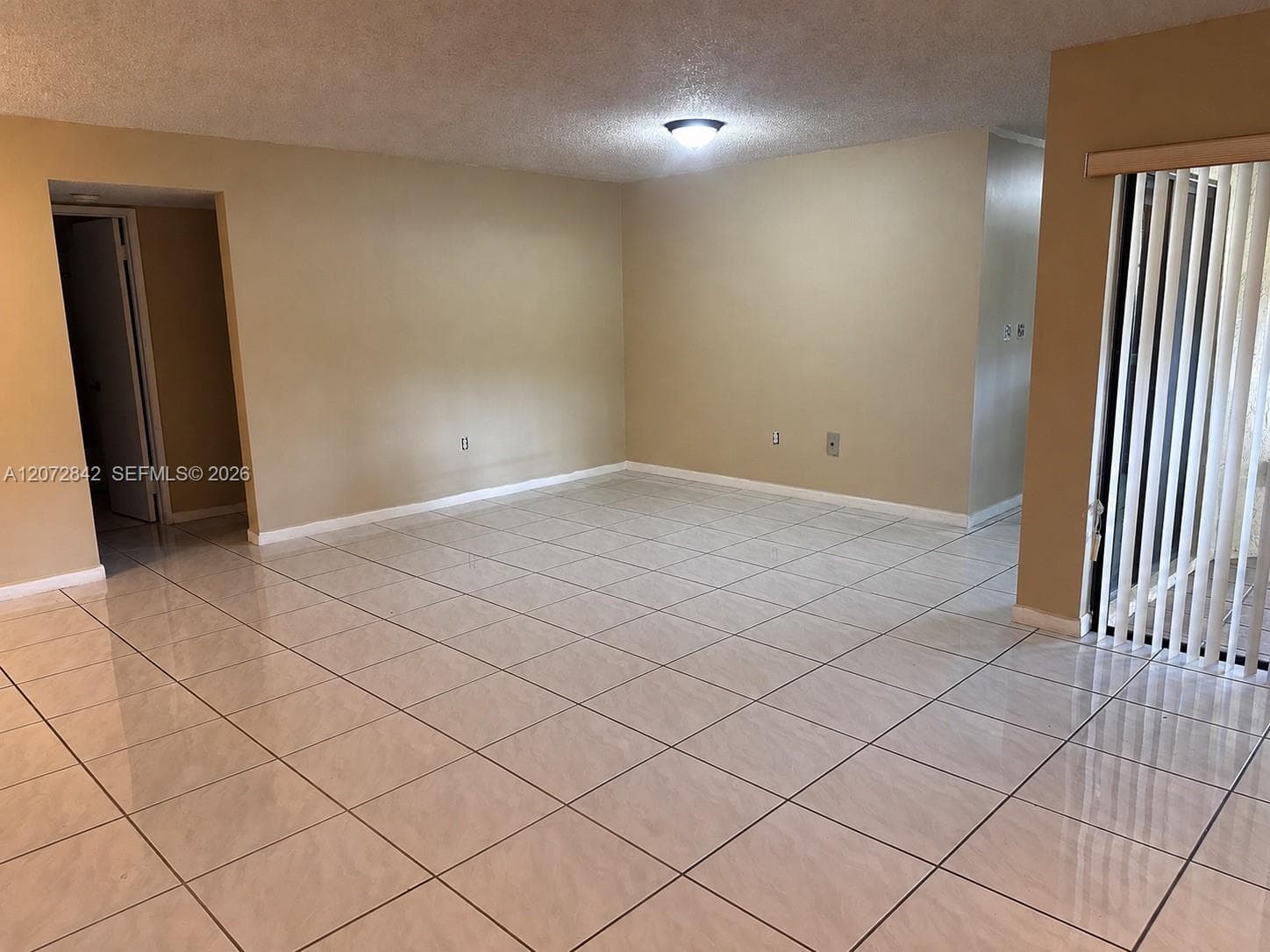 KENLAND BEND NORTH CONDO · #M110 in Miami - Photo 1