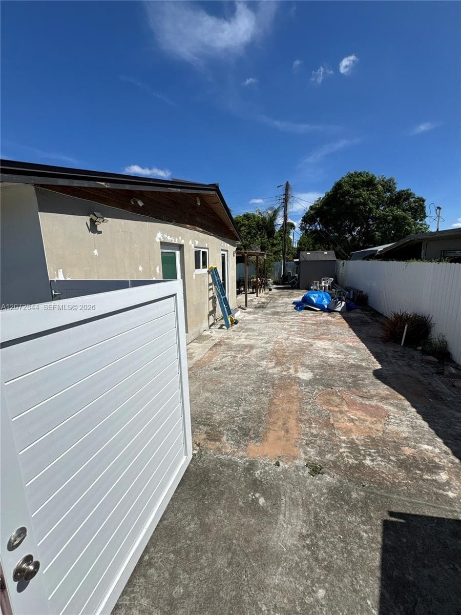 5500 NW 178th Ter photo 53