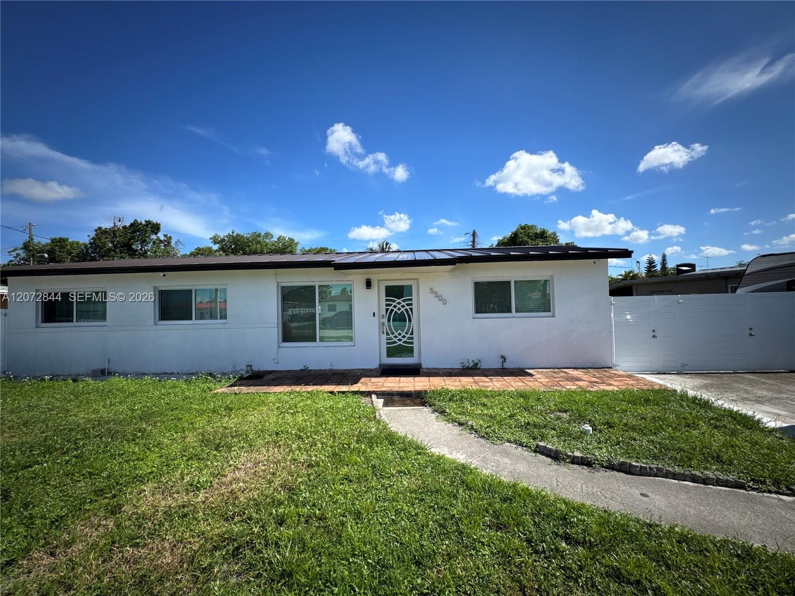 5500 NW 178th Ter photo 1