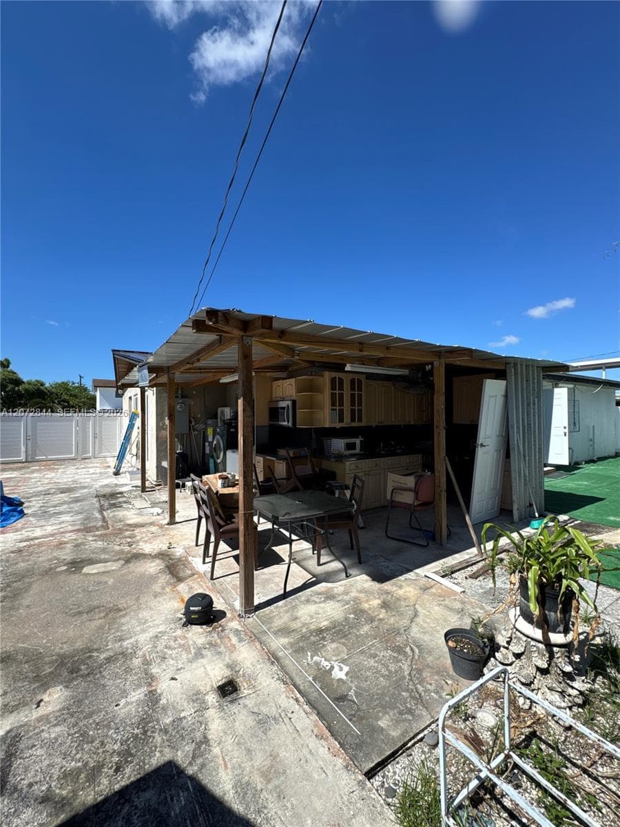 5500 NW 178th Ter photo 54