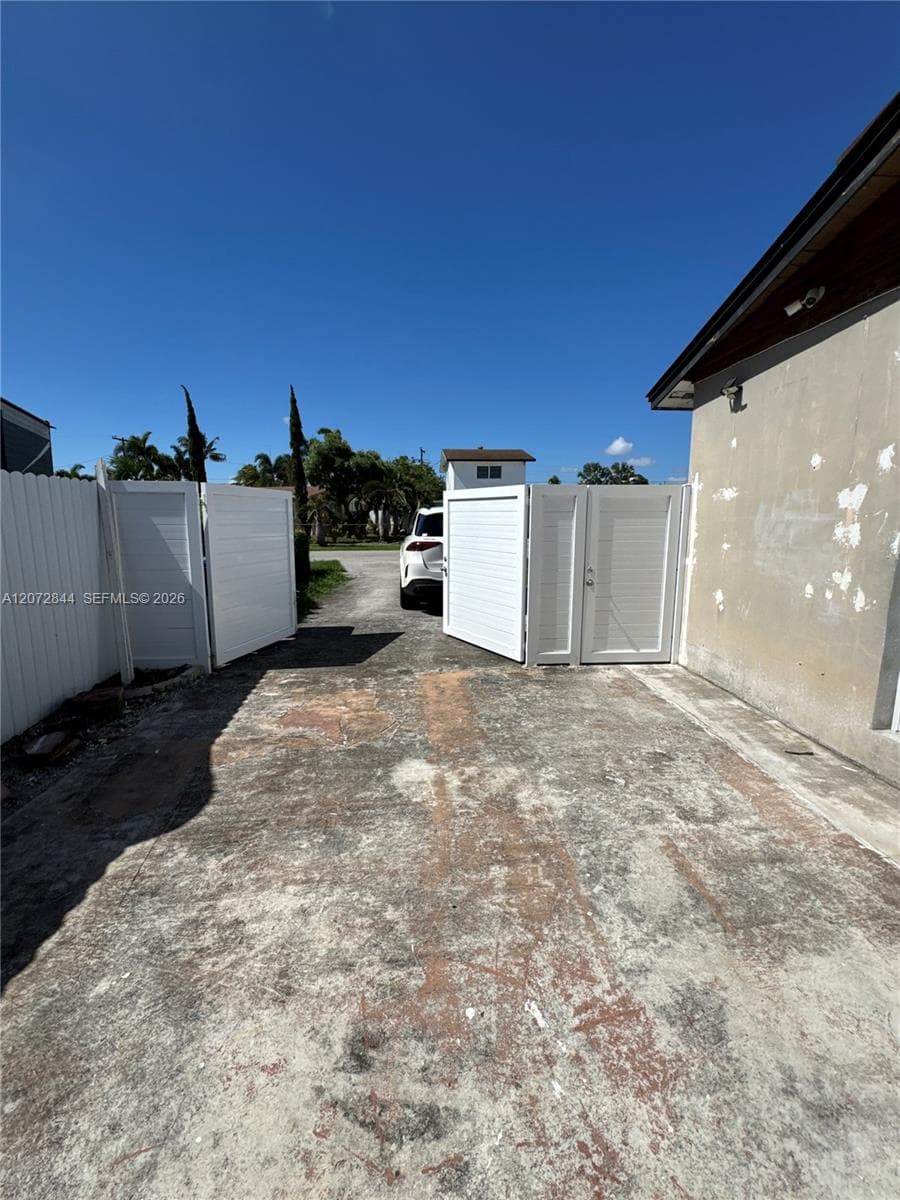 5500 NW 178th Ter photo 60