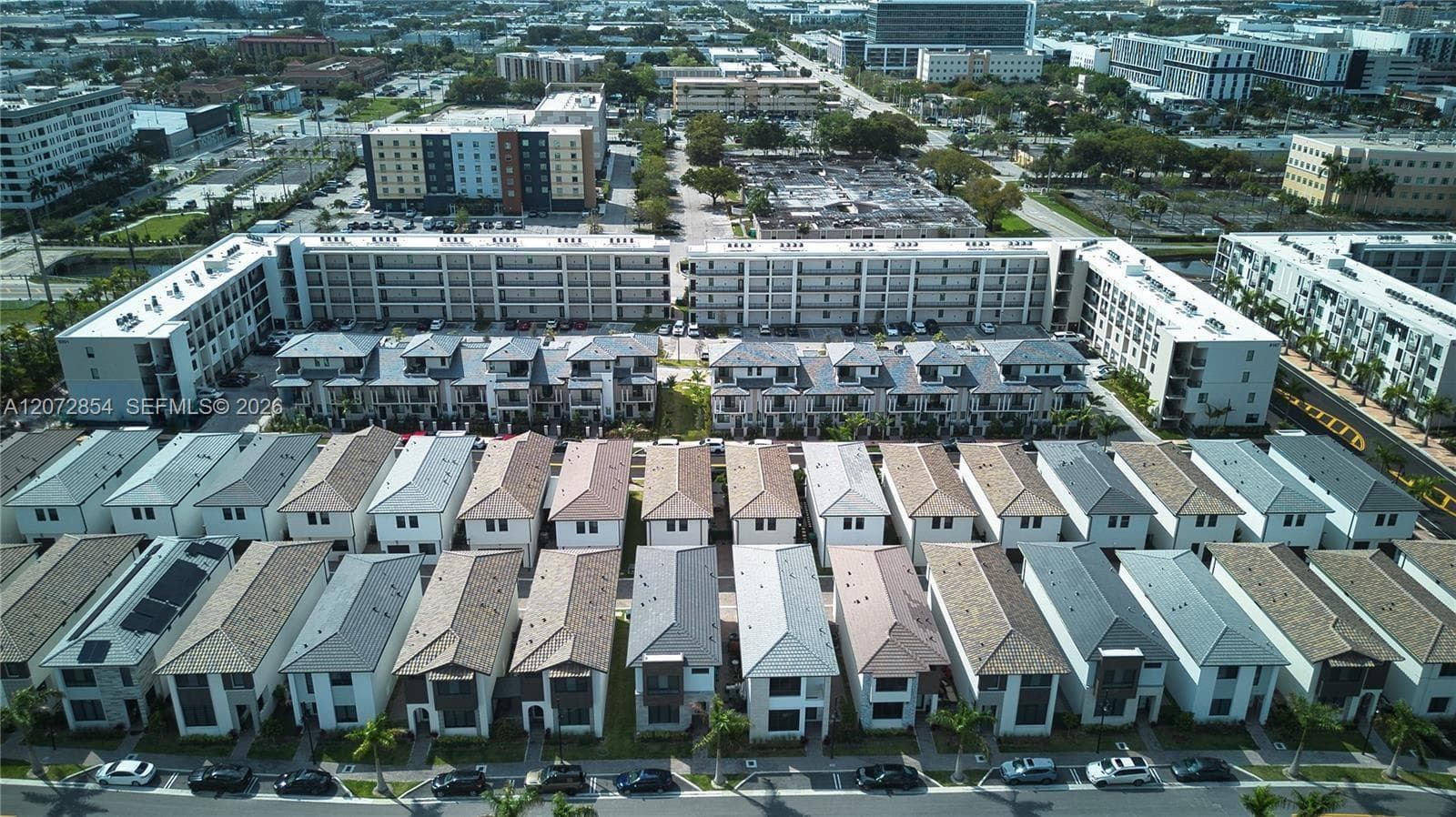 URBANA · #E-410 in Doral - Photo 24