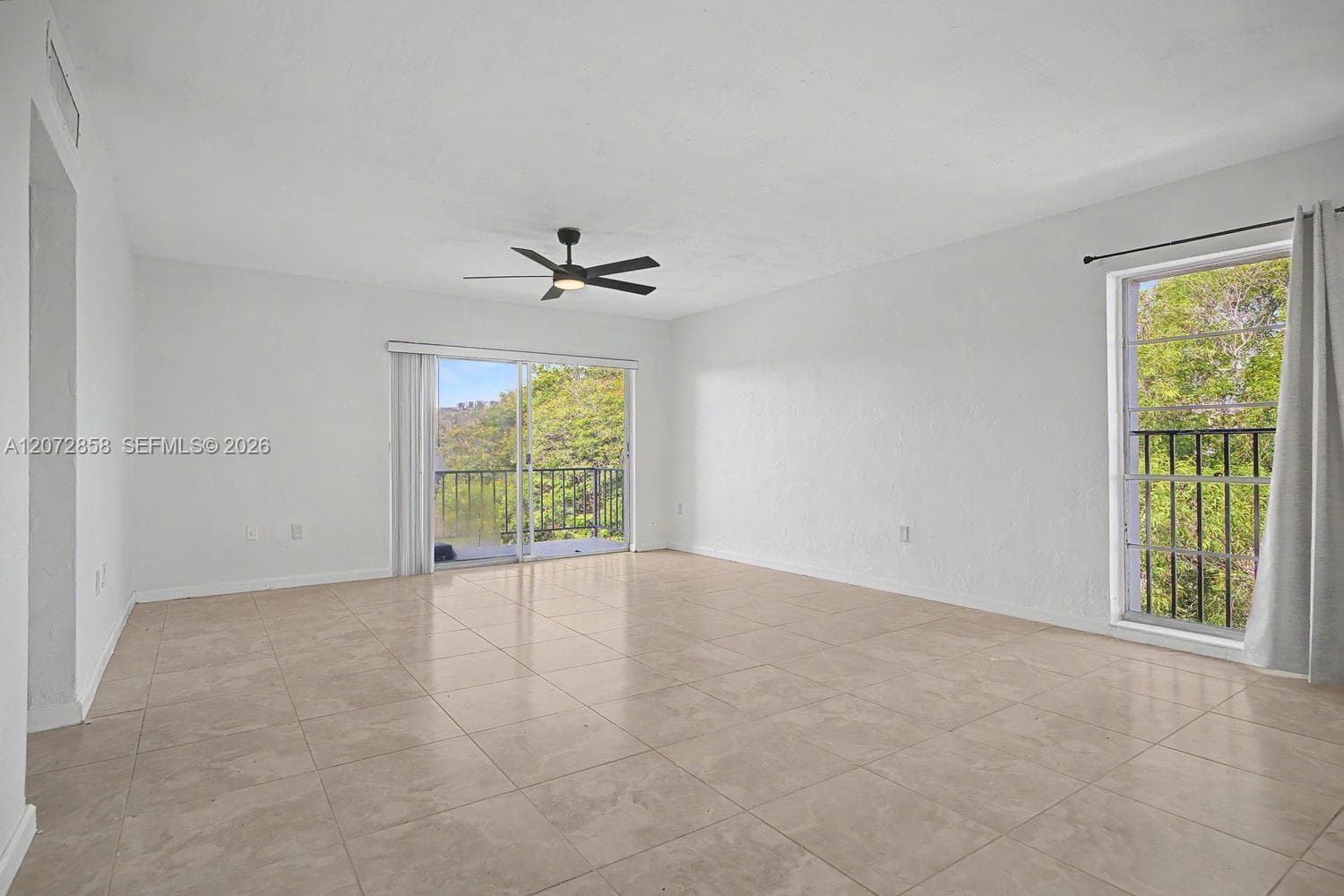 DADELAND GROVE CONDO · #A409 in Pinecrest - Photo 2