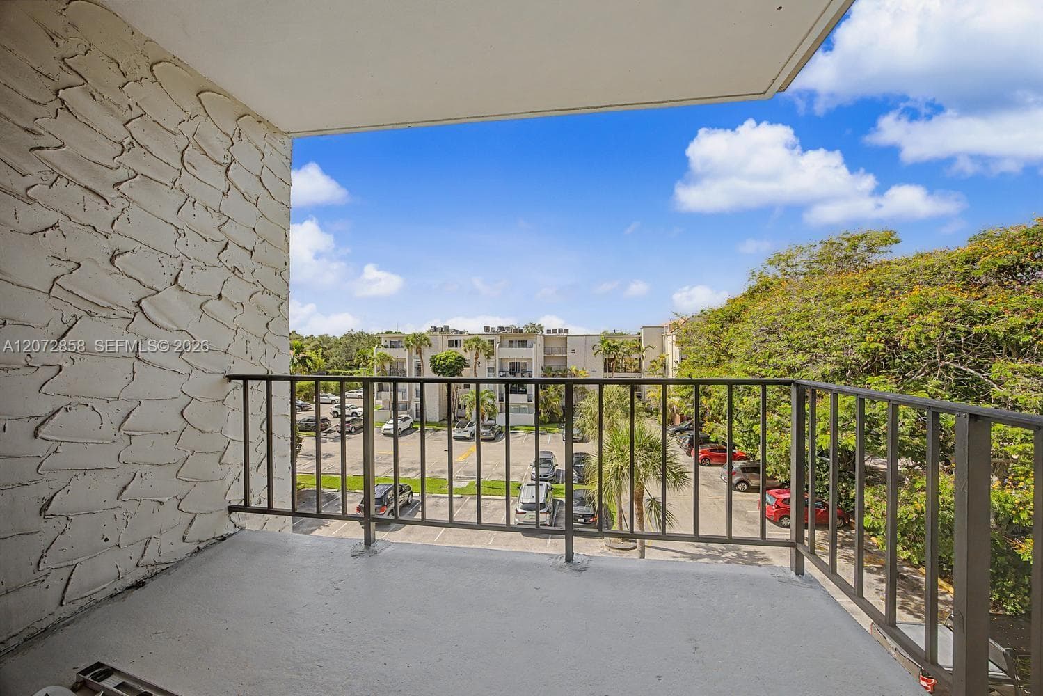 DADELAND GROVE CONDO · #A409 in Pinecrest - Photo 14