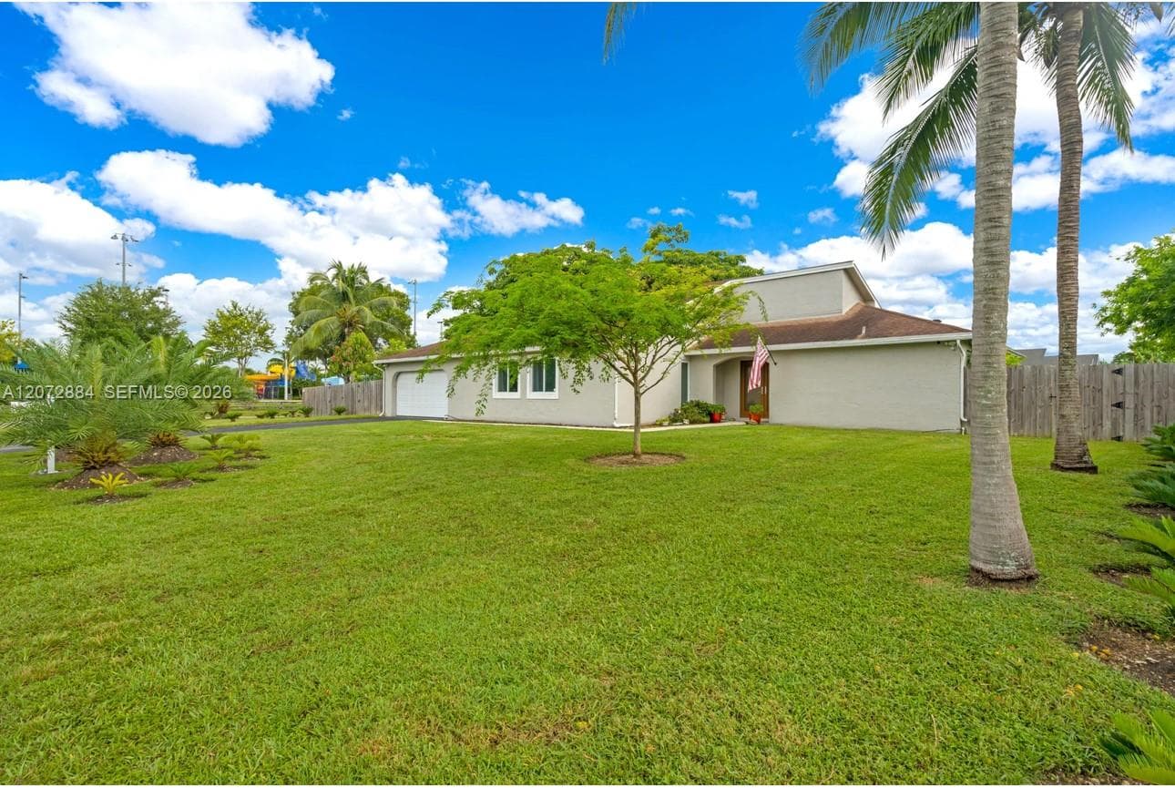 16255 SW 281st St photo 5