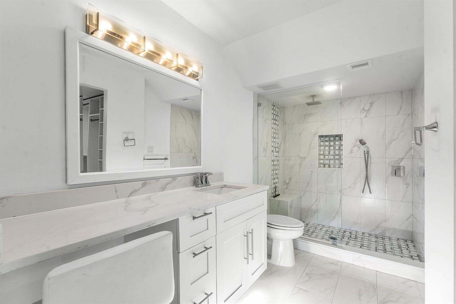 017-12870BriarlakeDrive-106-PalmBeachGar