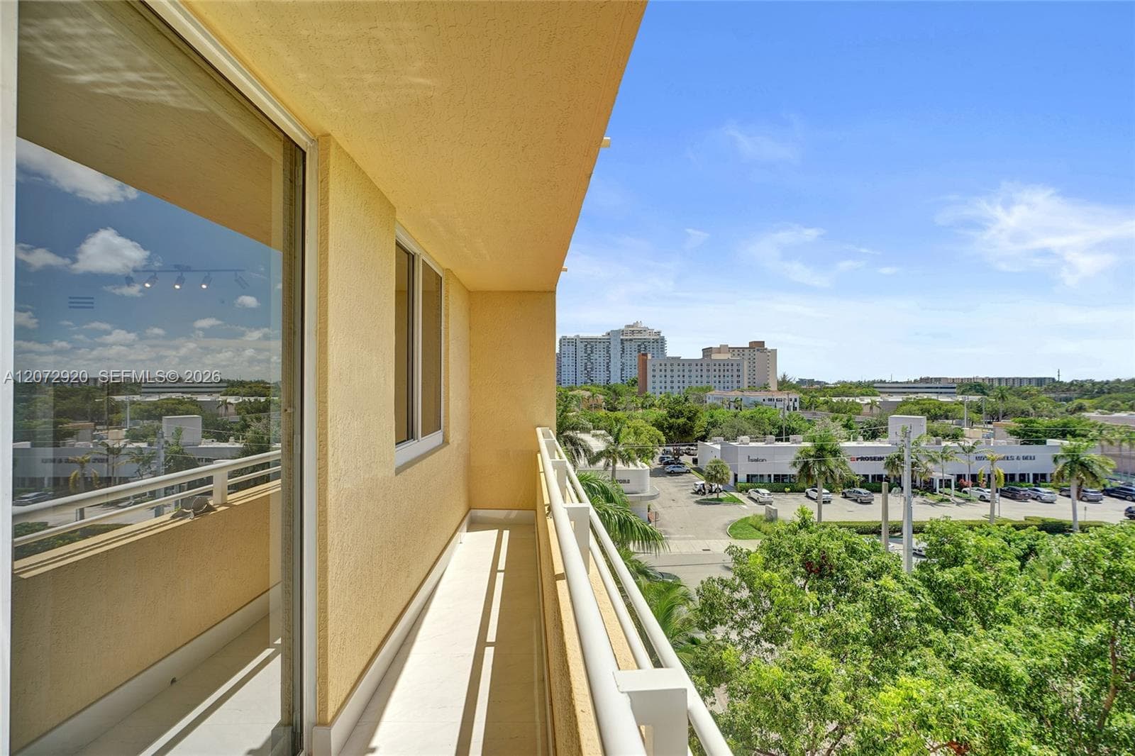 VENTURE AT AVENTURA WEST · #514 in Aventura - Photo 27