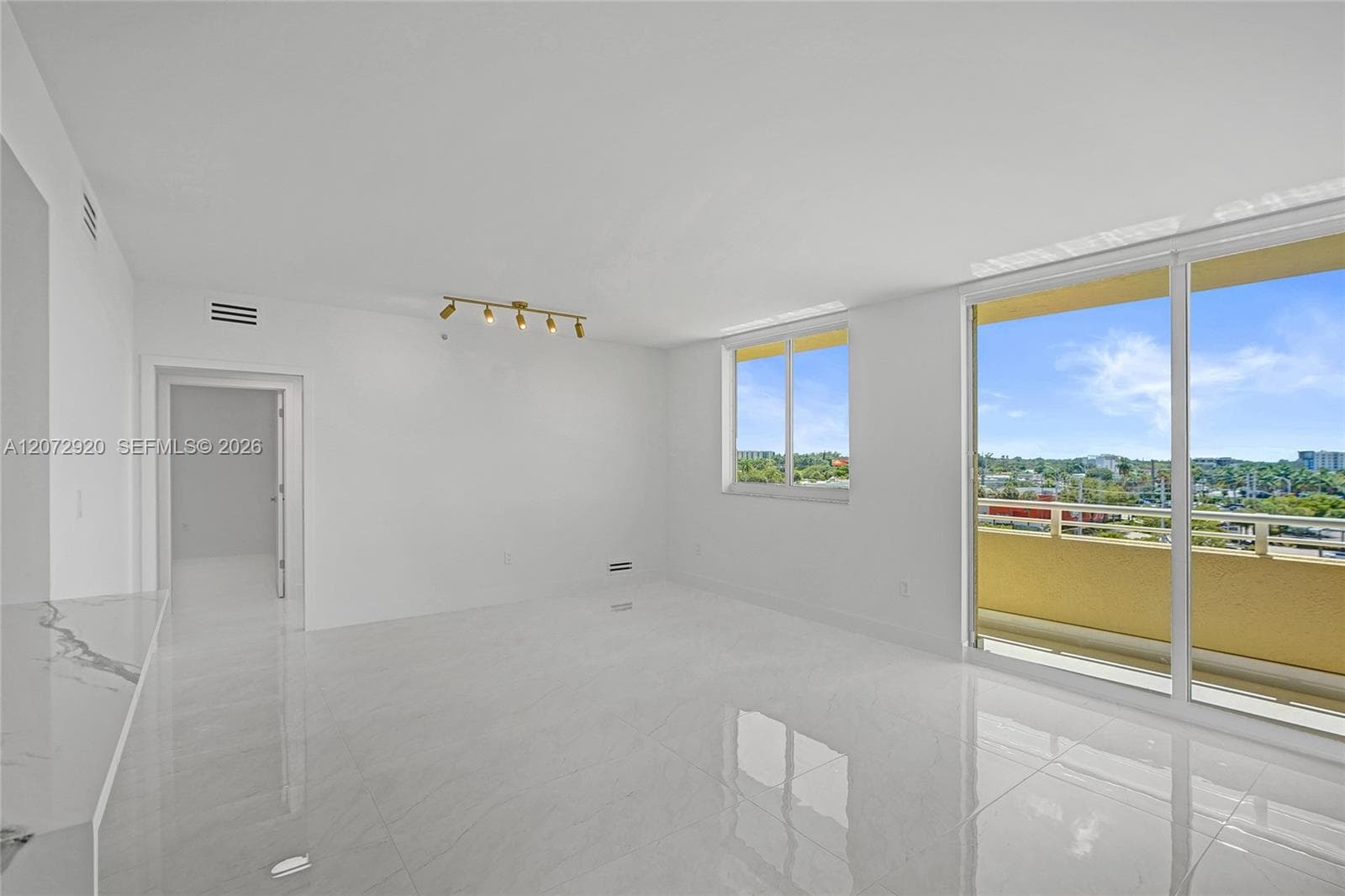 VENTURE AT AVENTURA WEST · #514 in Aventura - Photo 3