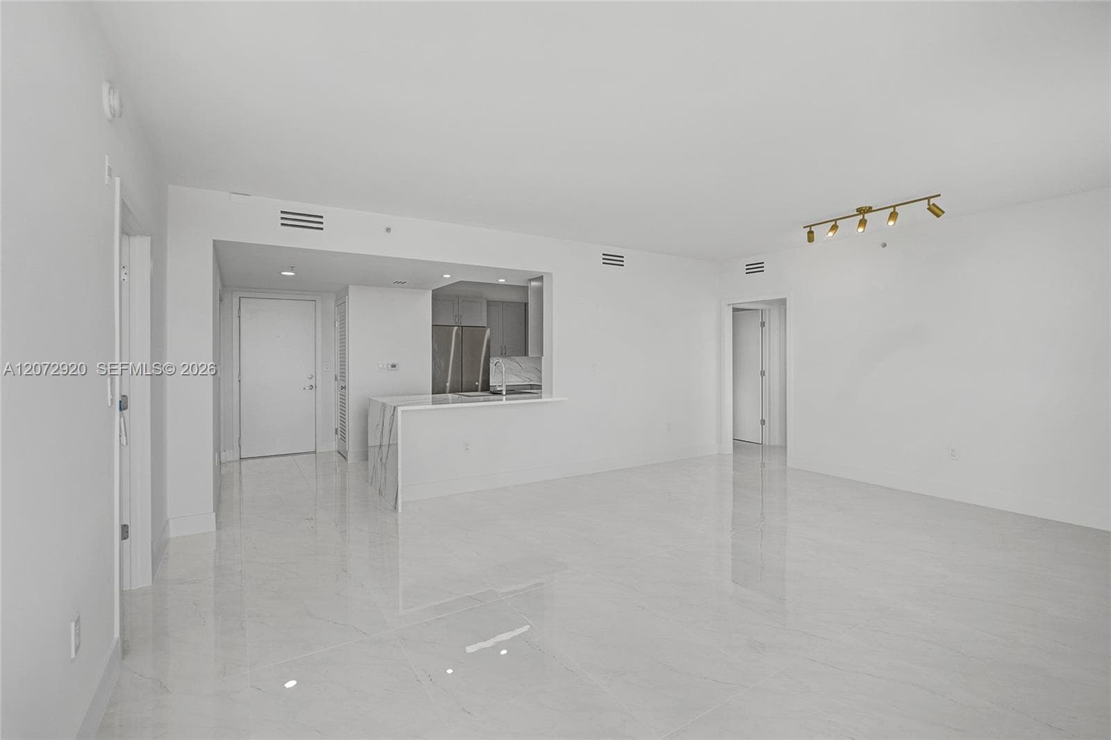 VENTURE AT AVENTURA WEST · #514 in Aventura - Photo 5