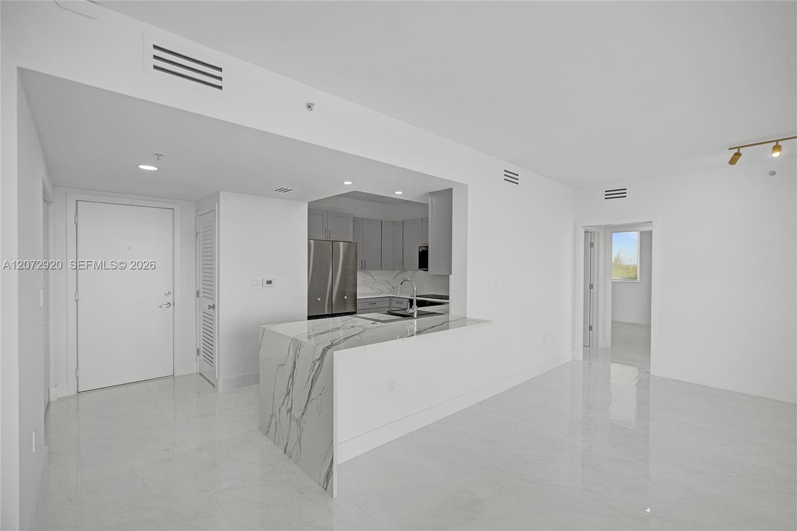 VENTURE AT AVENTURA WEST · #514 in Aventura - Photo 9