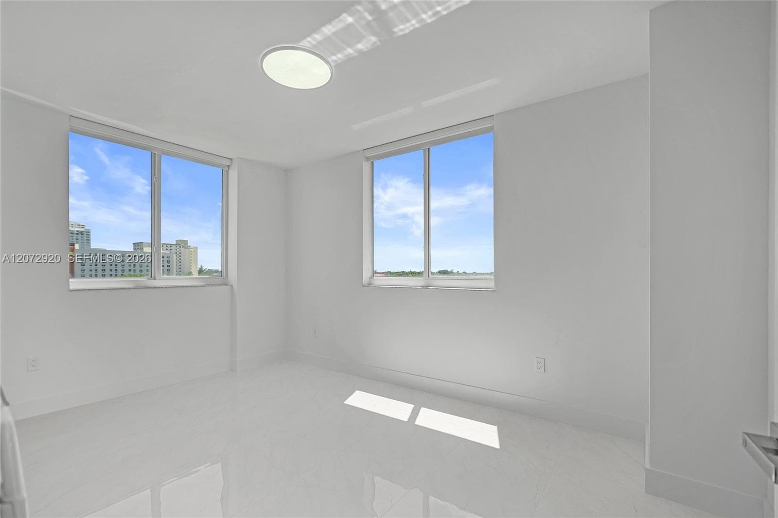 VENTURE AT AVENTURA WEST · #514 in Aventura - Photo 14