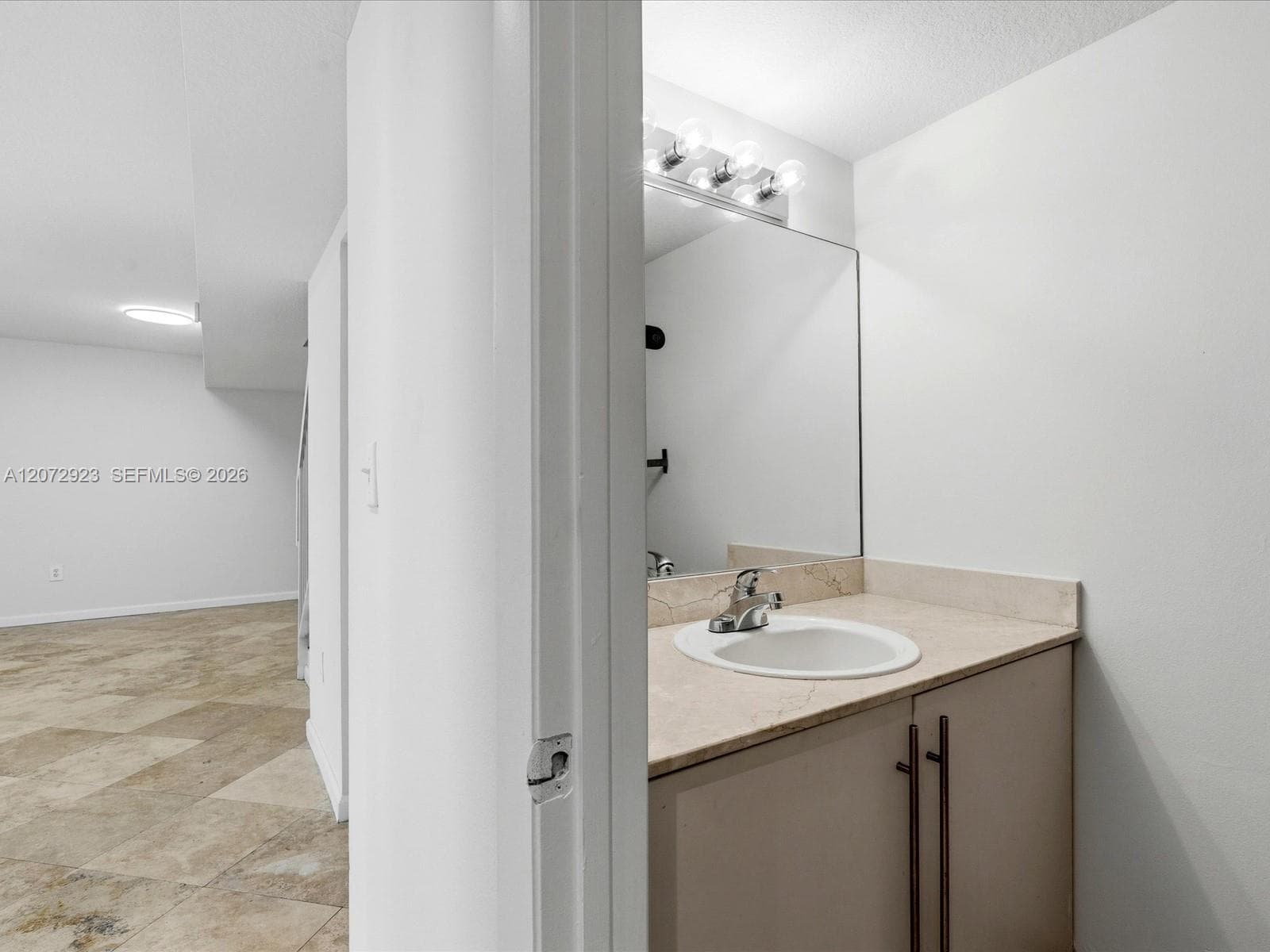 OCEANBLUE CONDO OF MIAMI · #703 in Miami Beach - Photo 20