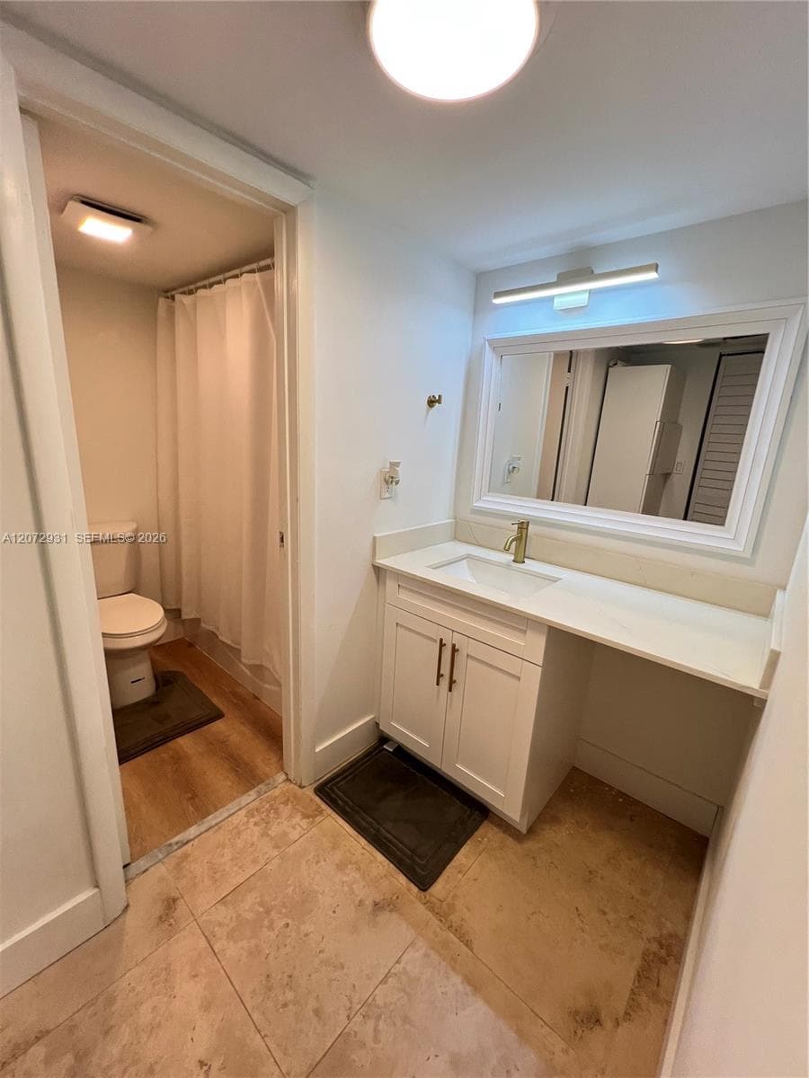 BISCAYA III · #117 in Aventura - Photo 5