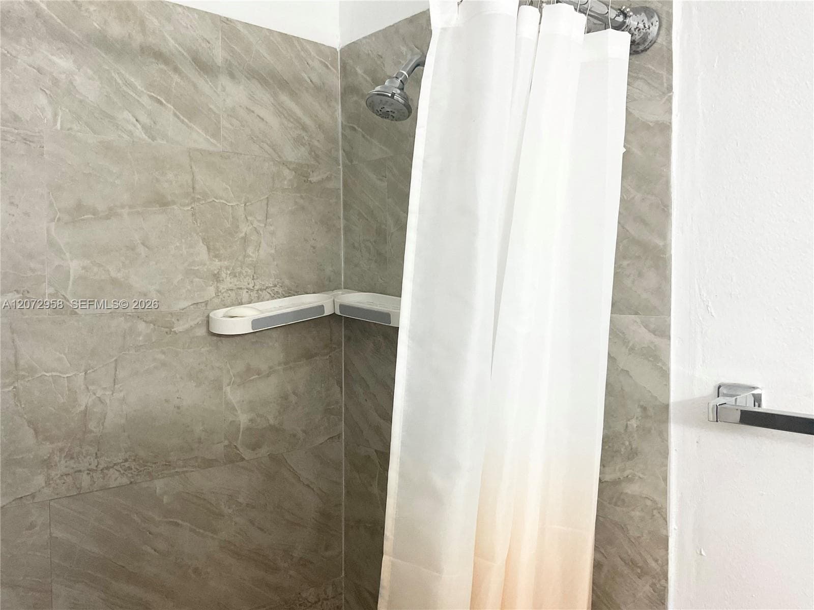 VENETIAN GARDENS @ COUNTR · #T207 in Hialeah - Photo 19