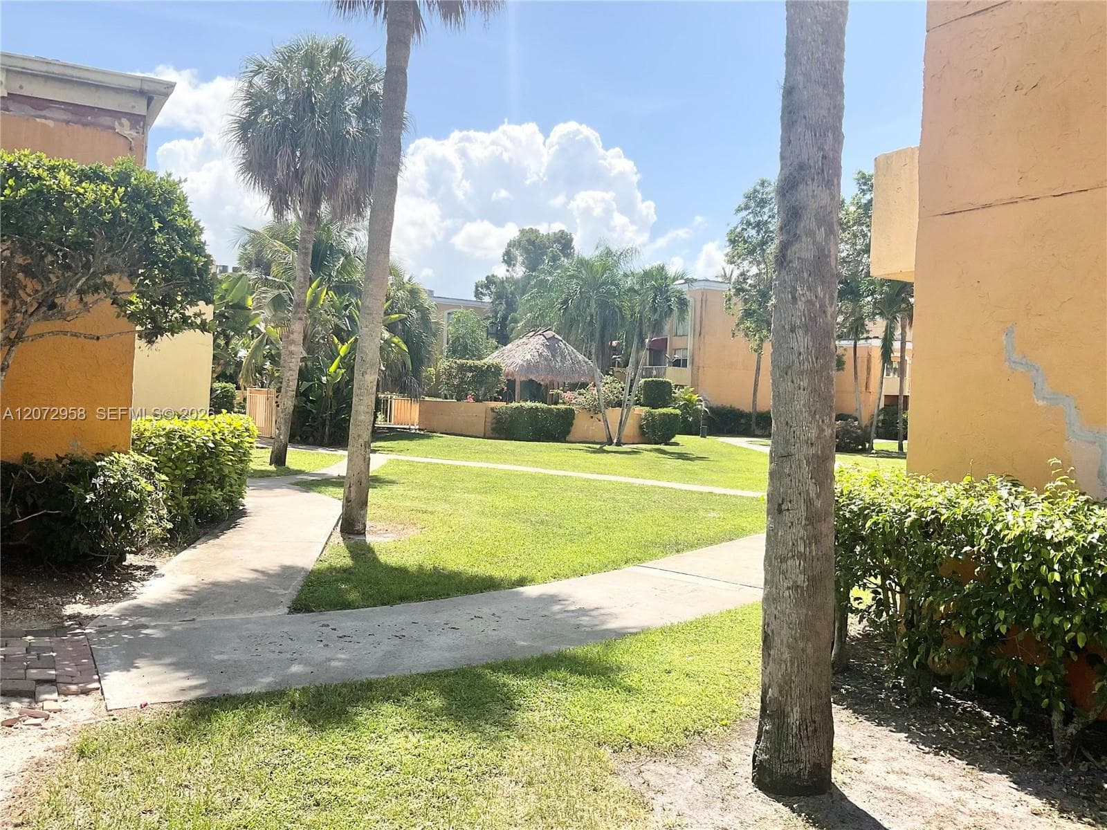 VENETIAN GARDENS @ COUNTR · #T207 in Hialeah - Photo 35