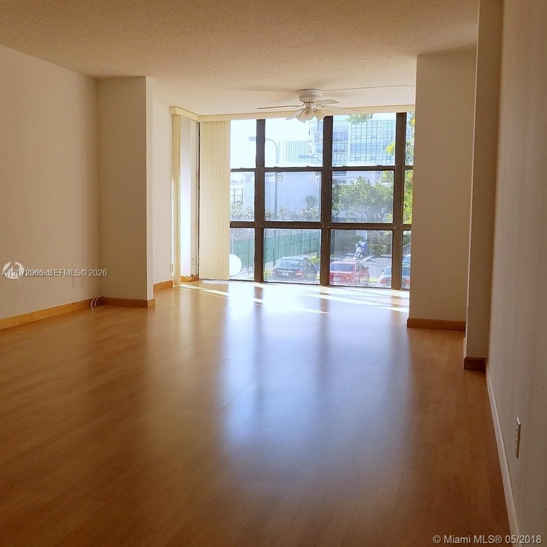 OCEANVIEW PARK CONDO · #216 in Hallandale Beach - Photo 2
