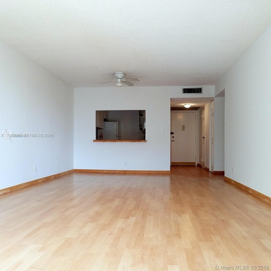 OCEANVIEW PARK CONDO · #216 in Hallandale Beach - Photo 6
