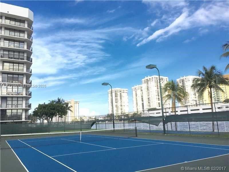 OCEANVIEW PARK CONDO · #216 in Hallandale Beach - Photo 14