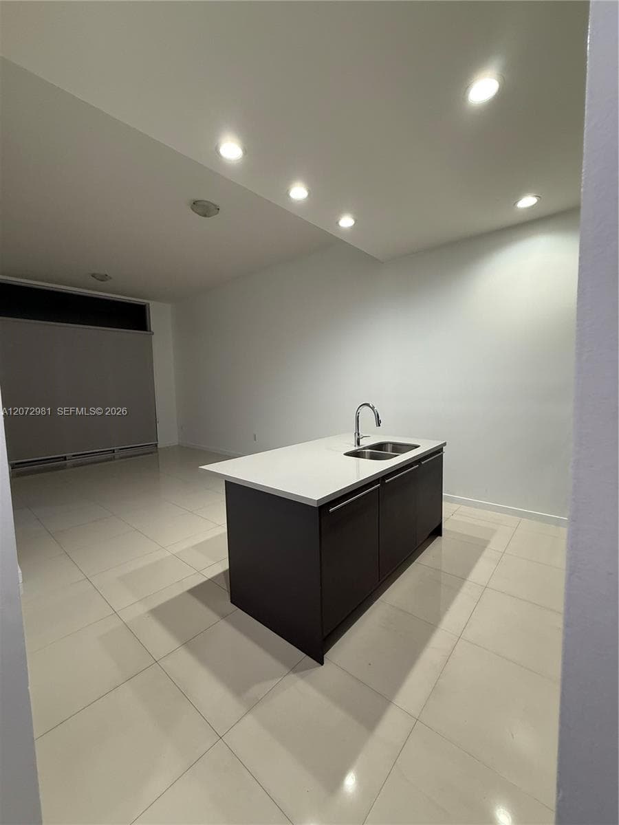 GRAND BAY COMMONS SOUTH · #813 in Doral - Photo 4
