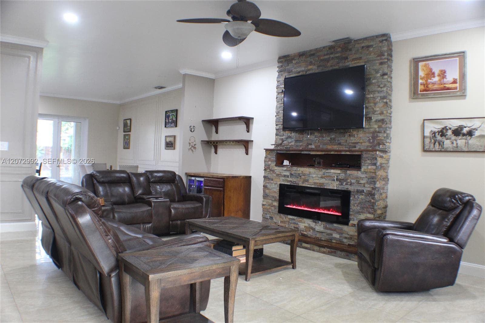 735 SE 30th Dr photo 12