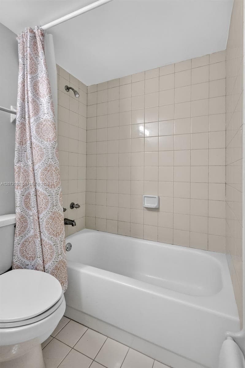 Presidential Corners Cond · #415B in Miami - Photo 34