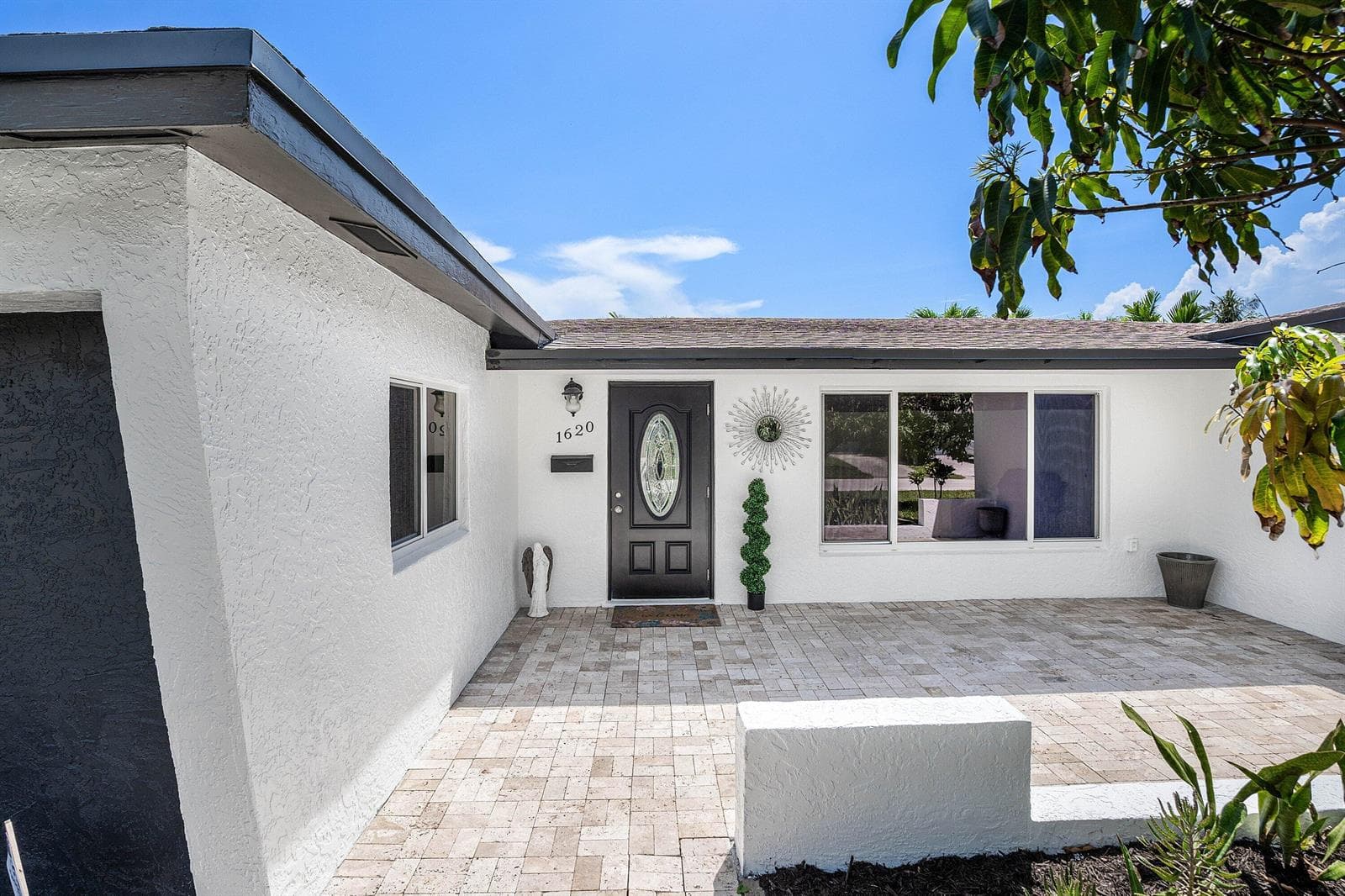 004-1620Southwest4thAvenue-PompanoBeach-