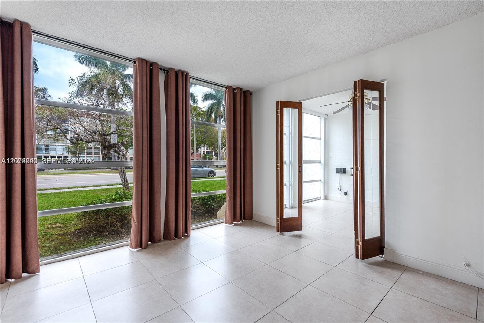 DESOTO PARK · #107 in Hallandale Beach - Photo 9