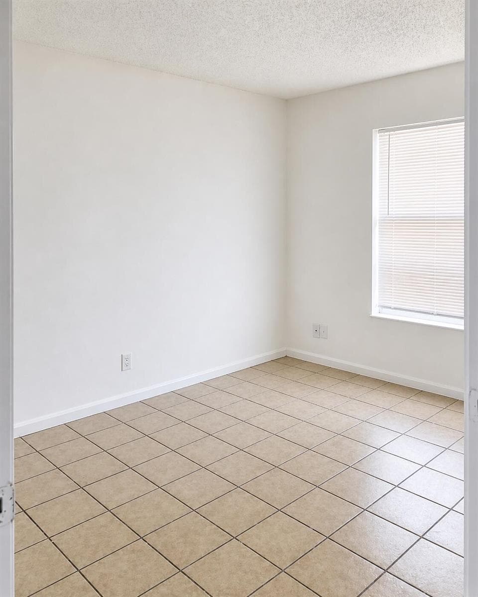rental-ad-bedroom-angle-3-enhanced-level