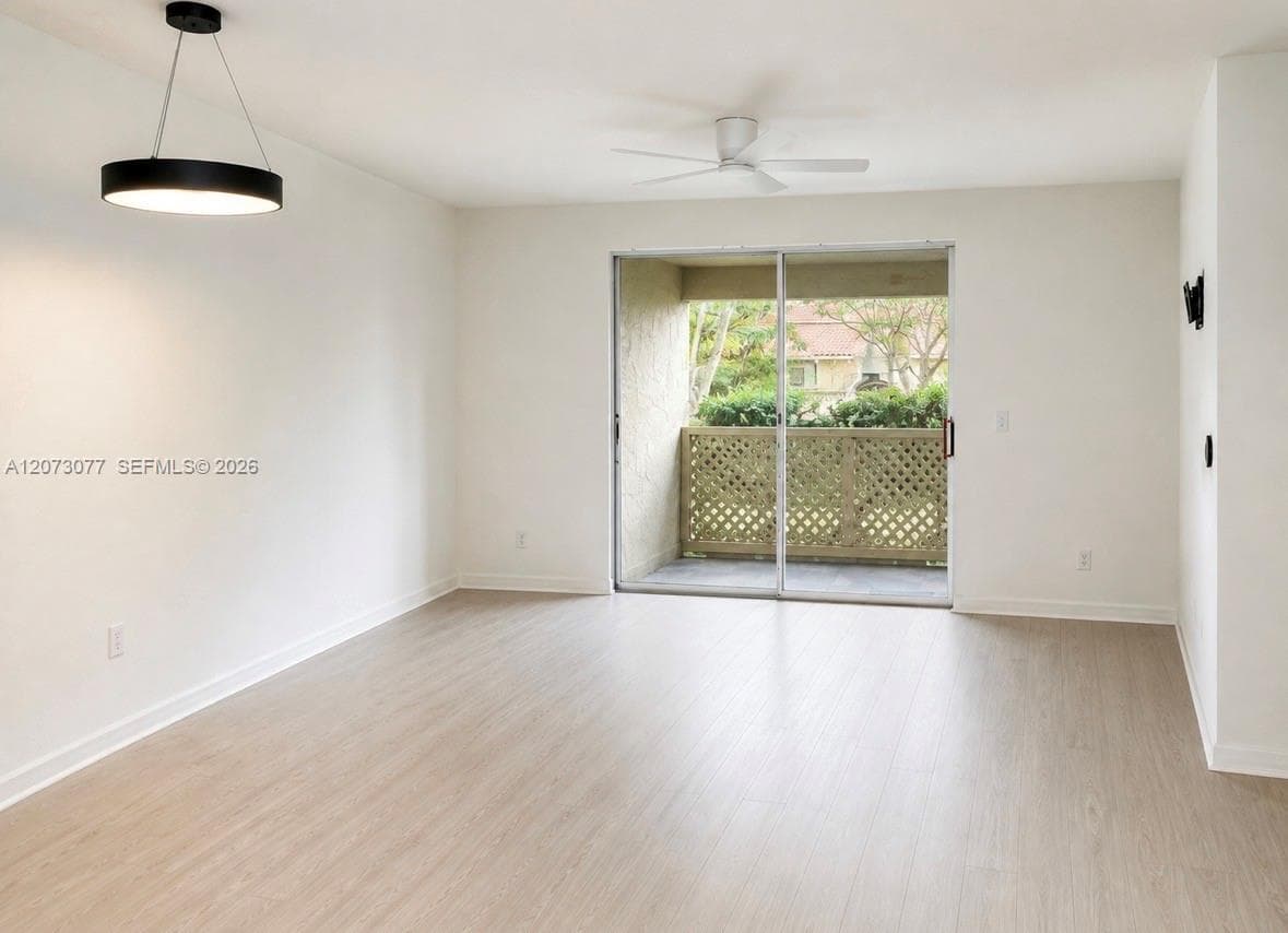 LA HACIENDA COUNTRY CLUB · #I in Hialeah - Photo 2