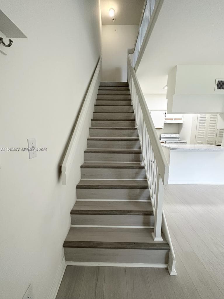 LA HACIENDA COUNTRY CLUB · #I in Hialeah - Photo 6