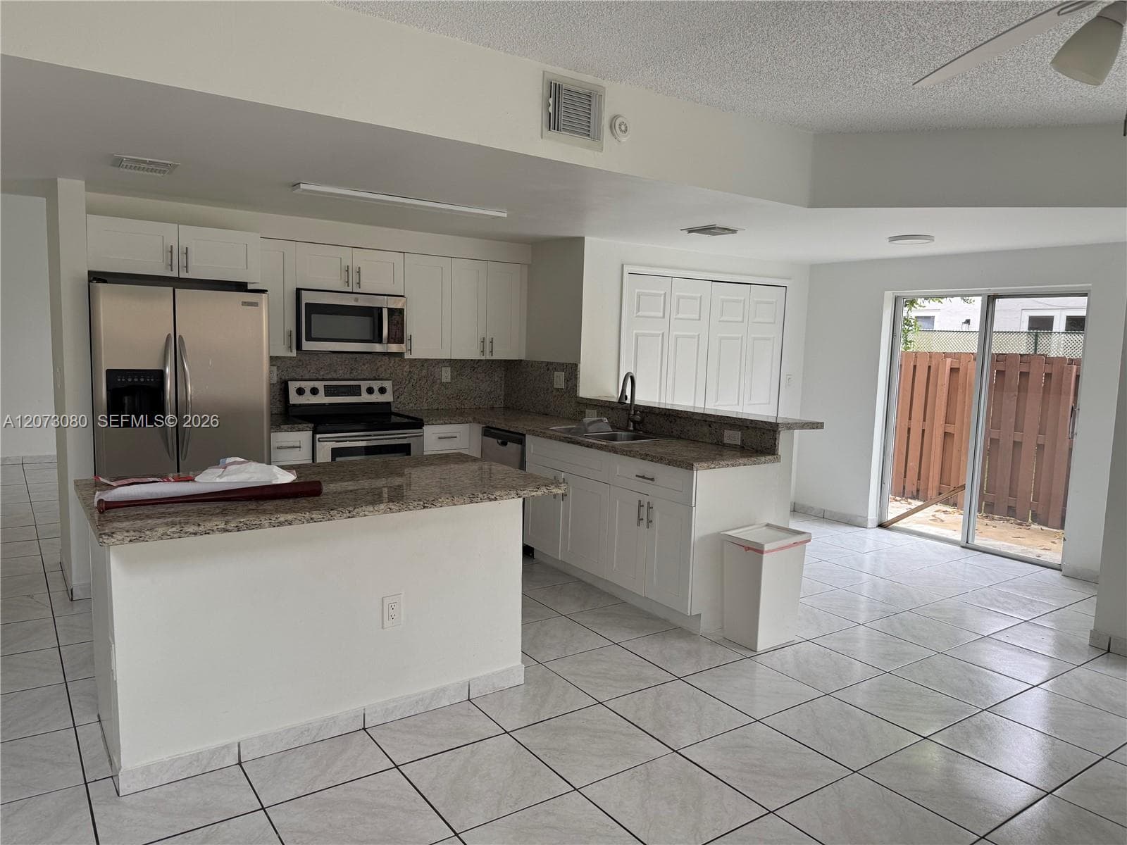 15870 SW 85th Ln #0 photo 3