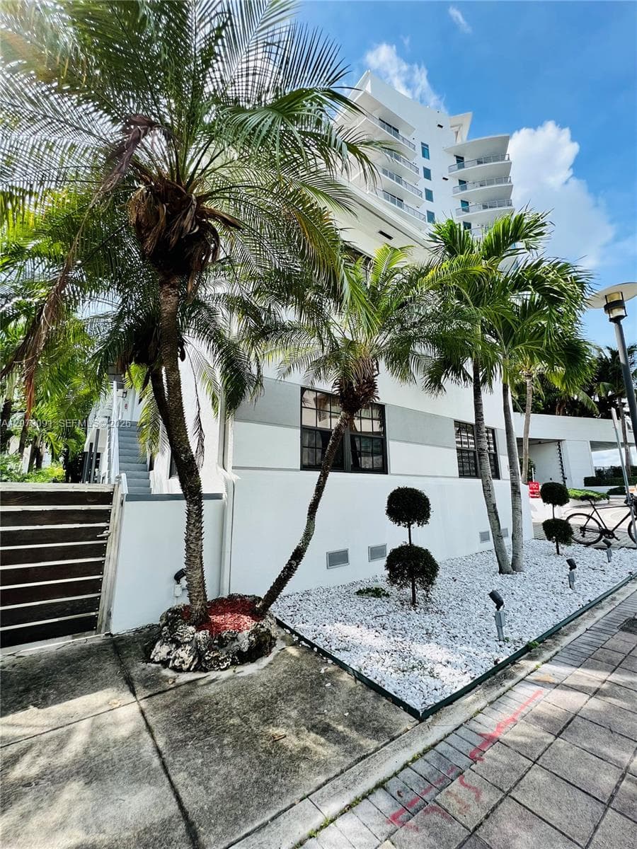 LINCOLN TERRACE SUB · #2 in Miami Beach - Photo 21