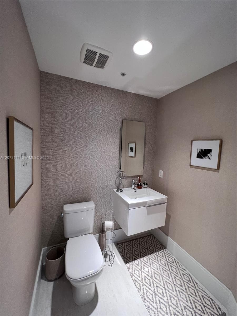 NORTH TOWER · #1402 in North Miami Beach - Photo 32
