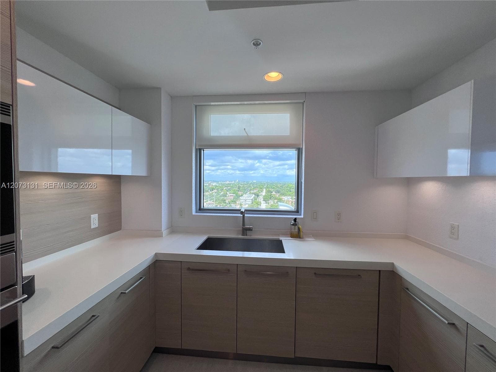 NORTH TOWER · #1402 in North Miami Beach - Photo 19