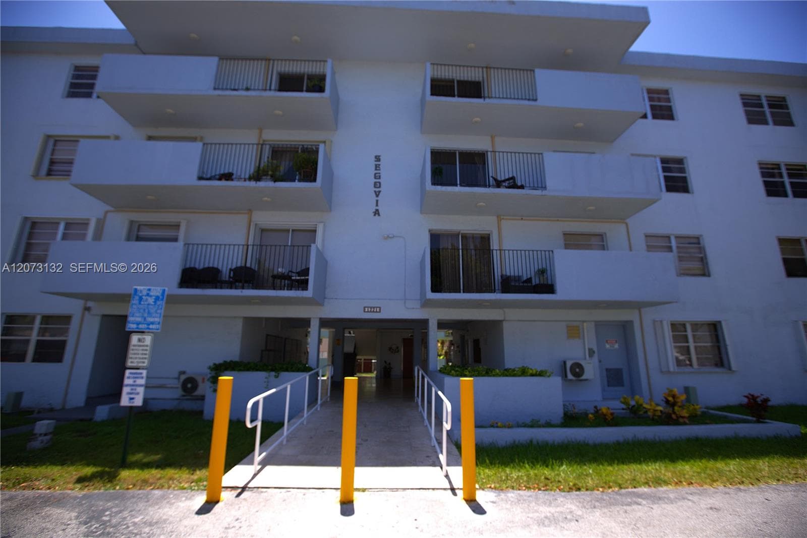SEGOVIA · #403 in Miami - Photo 2