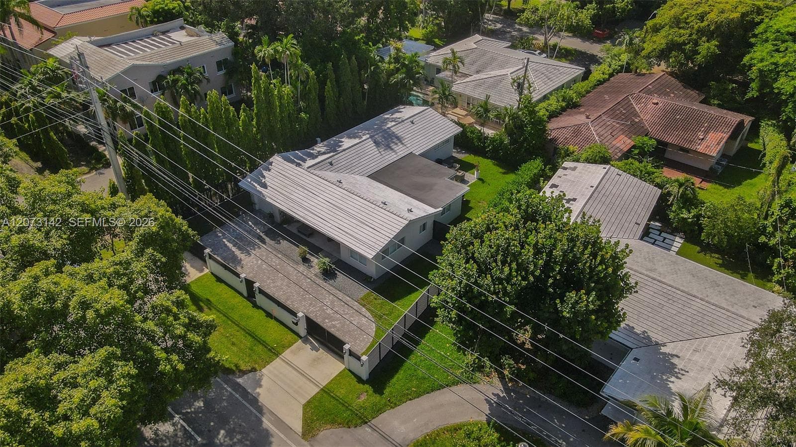 932 Bird Rd photo 36