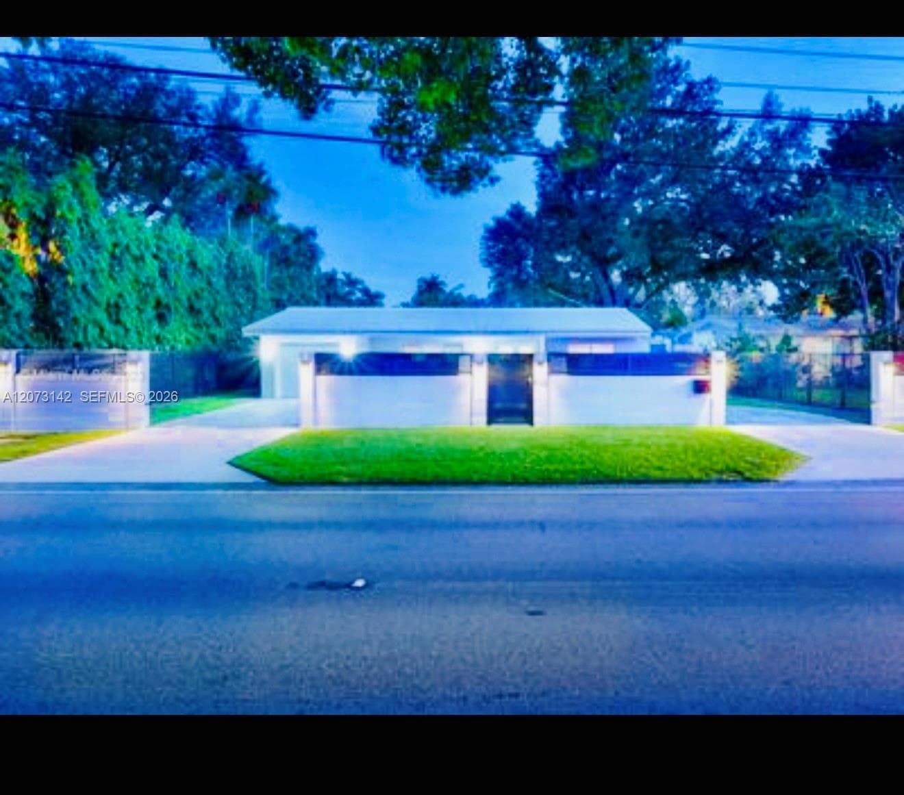 932 Bird Rd photo 5