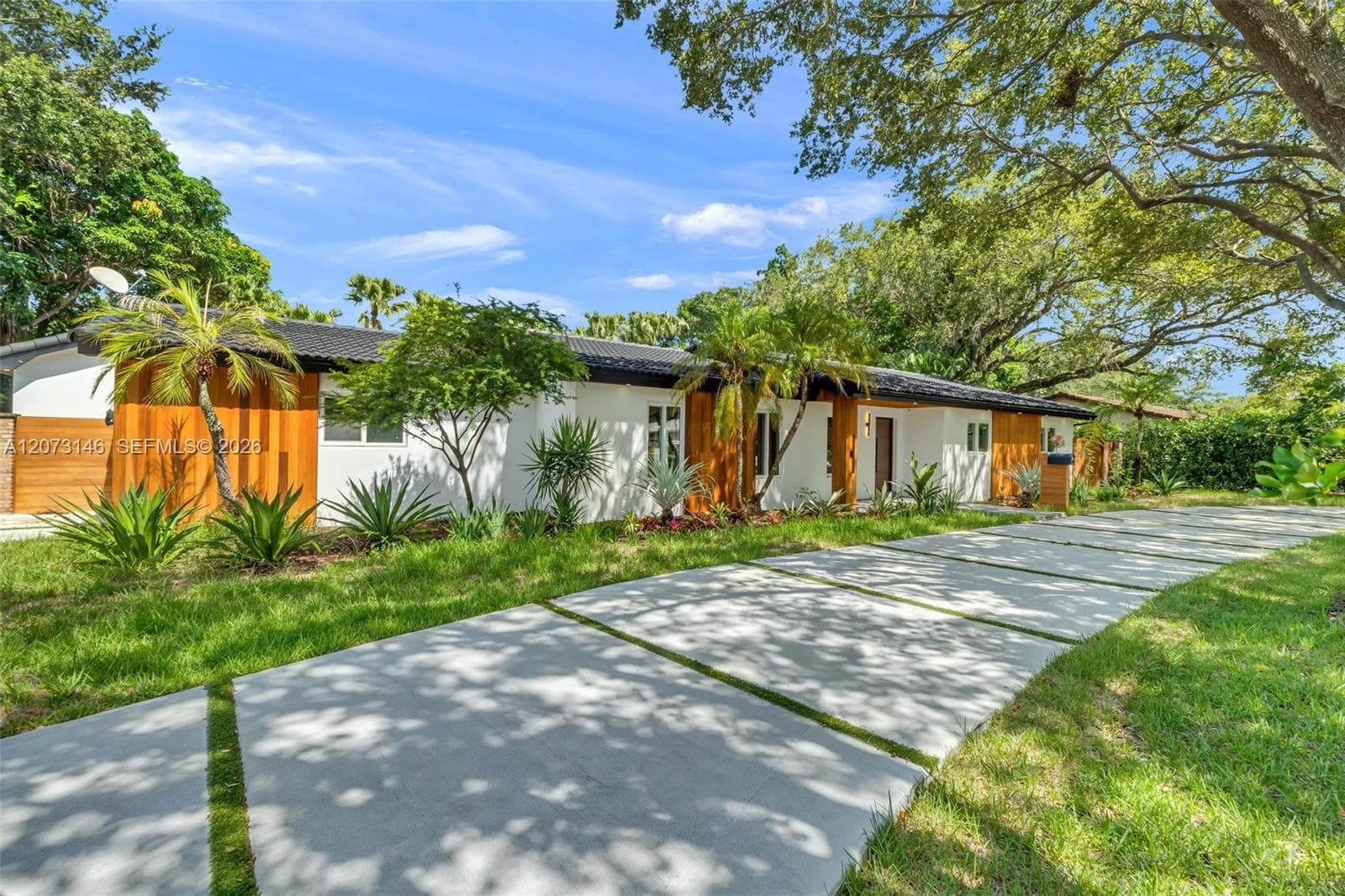 15321 SW 82nd Ave photo 5