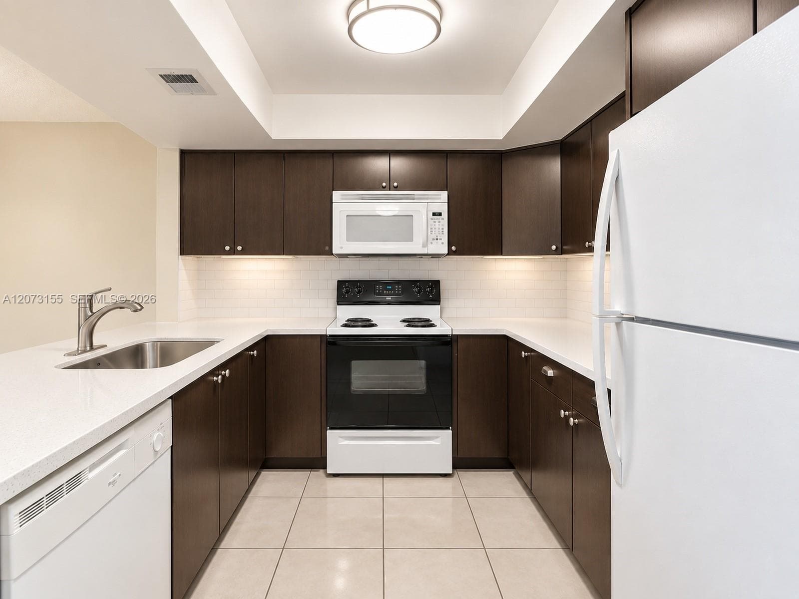 KENLAND POINTE CONDO IV · #306 in Miami - Photo 2