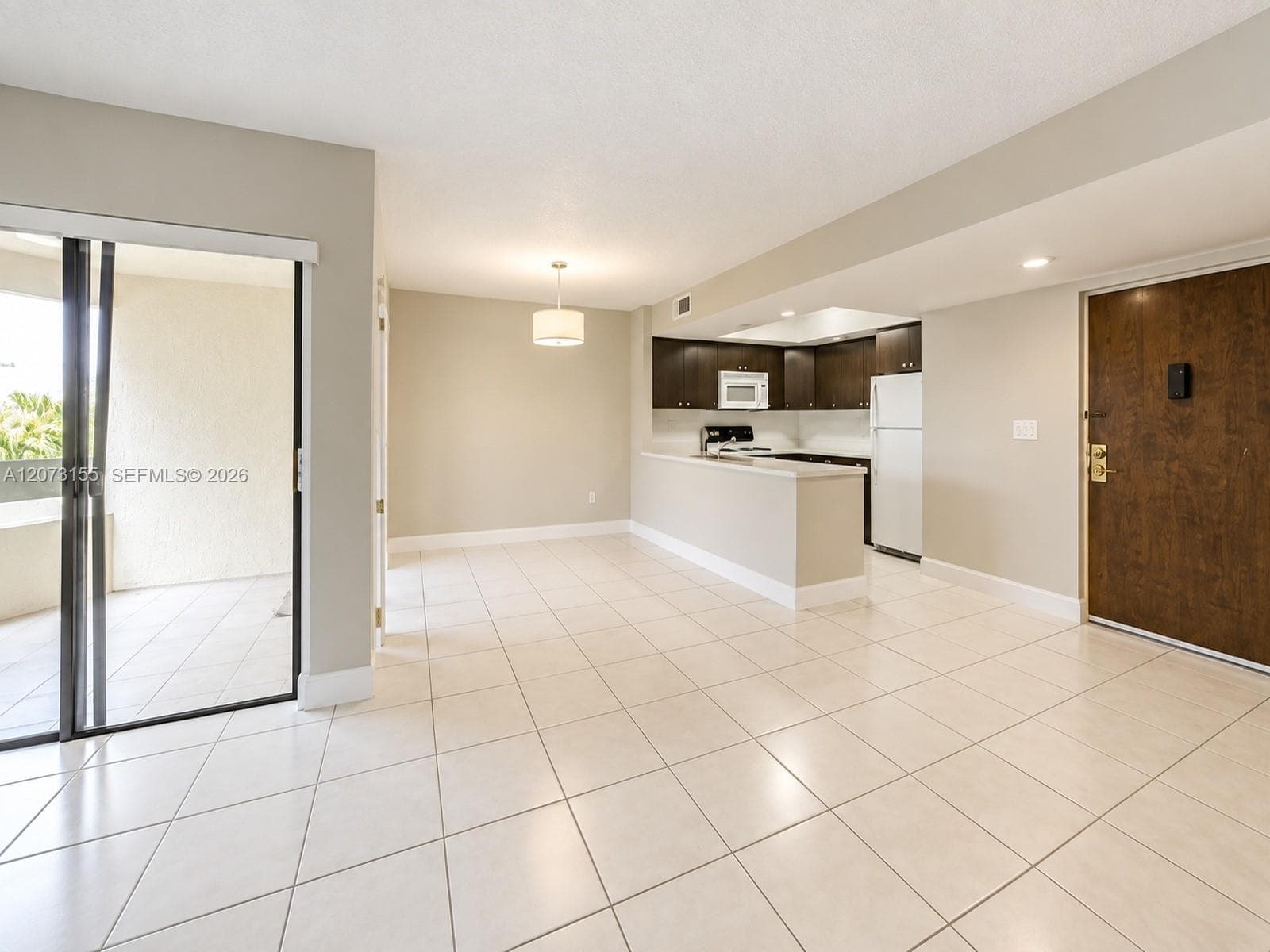 KENLAND POINTE CONDO IV · #306 in Miami - Photo 3