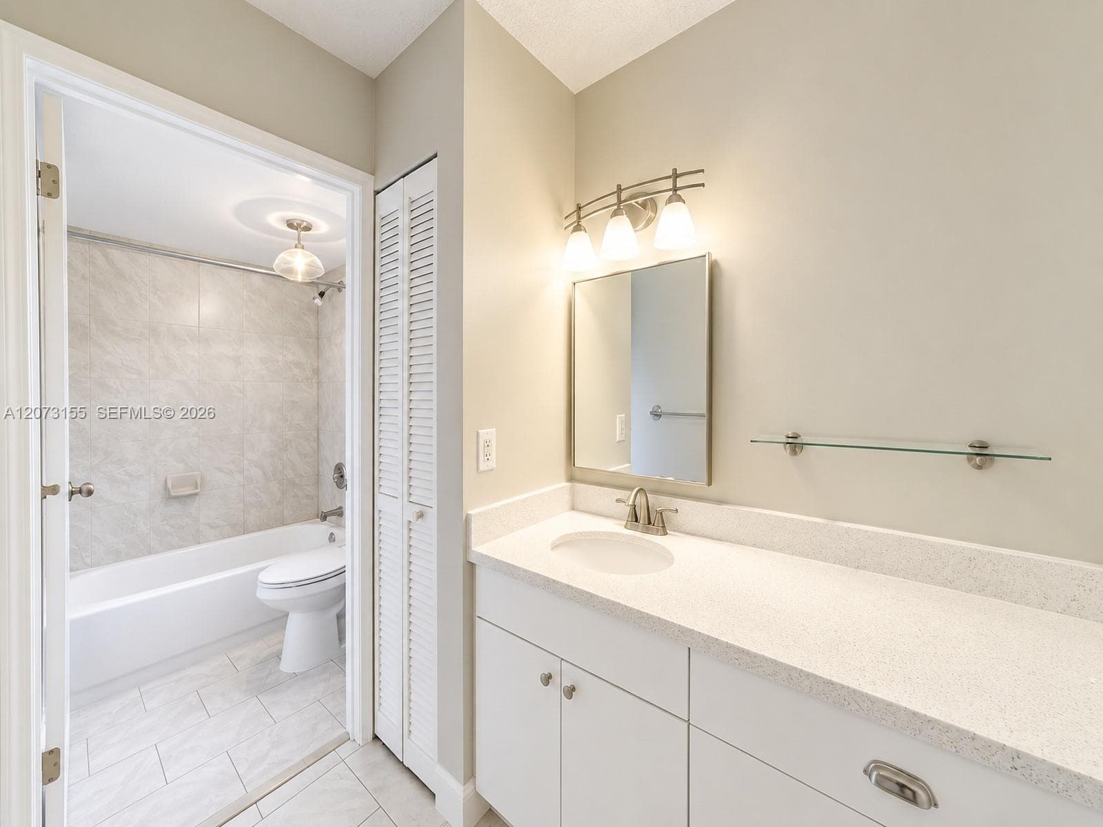 KENLAND POINTE CONDO IV · #306 in Miami - Photo 4